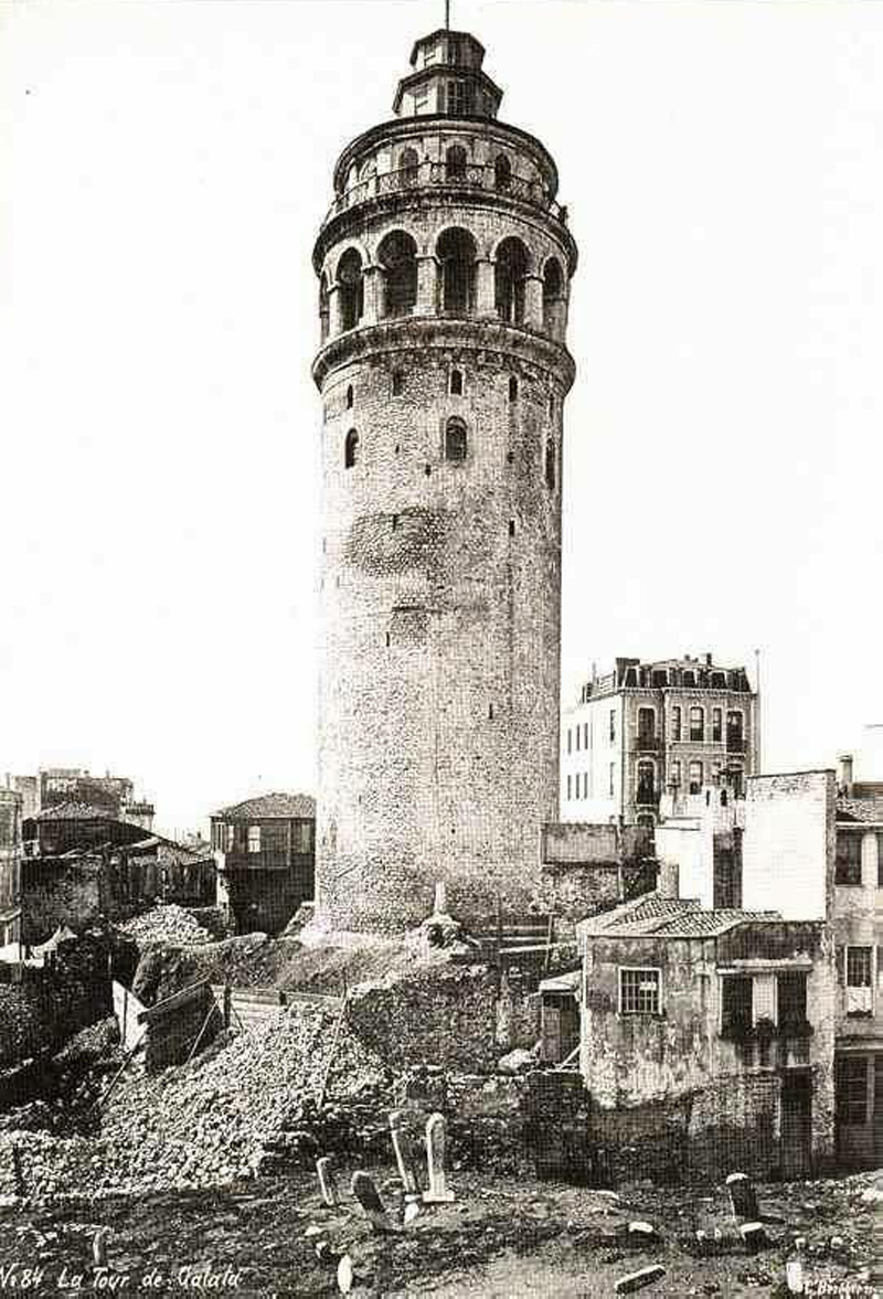 Galata Kulesi. 1890 Yılları.jpg